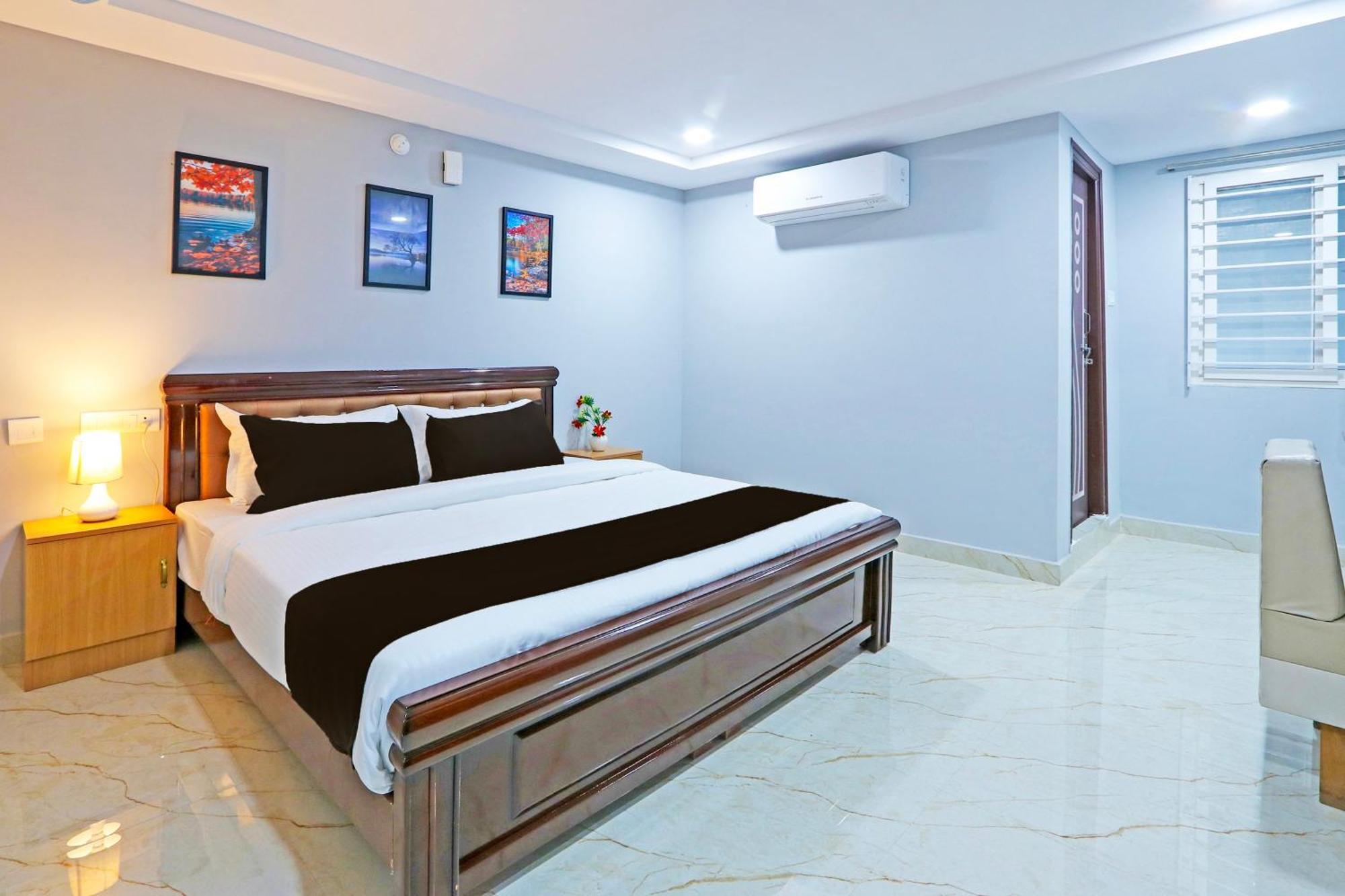 Super Townhouse Qualia Elite S R Nagar Hotell Hyderabad Exteriör bild